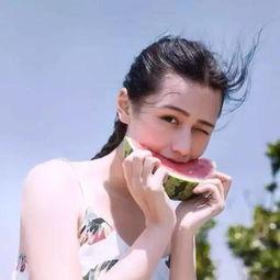 娱乐吃瓜酱女生财务自由,女生的逆袭之路
